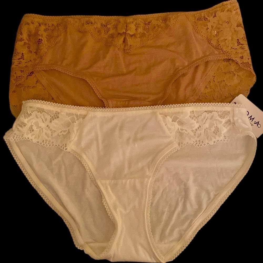 Soma Panty Bundle of Two White and Warm Amber Bikini and Hipster Style Size M
